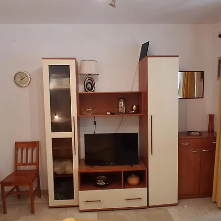 Apartment Mimi Veruda Porat *